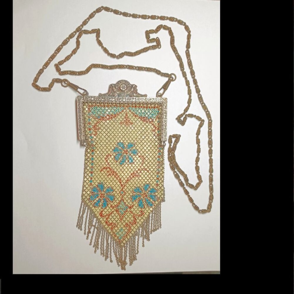 Roaring 20s Art Deco Flapper Handbag With Long Chain - Picture 6 of 8
